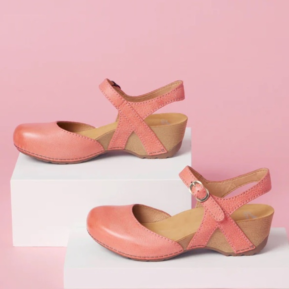 Dansko Tiffani Coral Mary Janes size 41 (10.5 US)